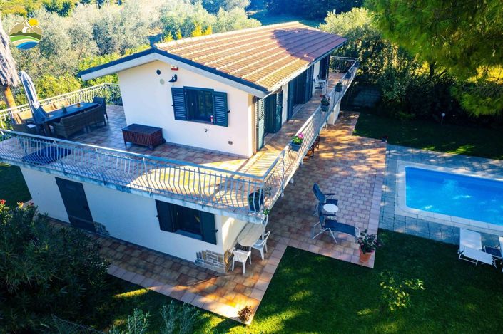 Image No.7-2 Bed Villa for sale