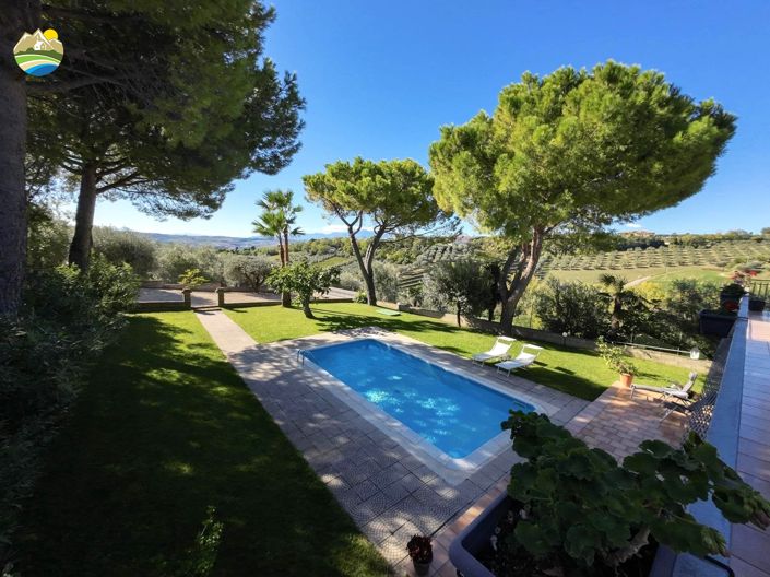 Image No.8-2 Bed Villa for sale