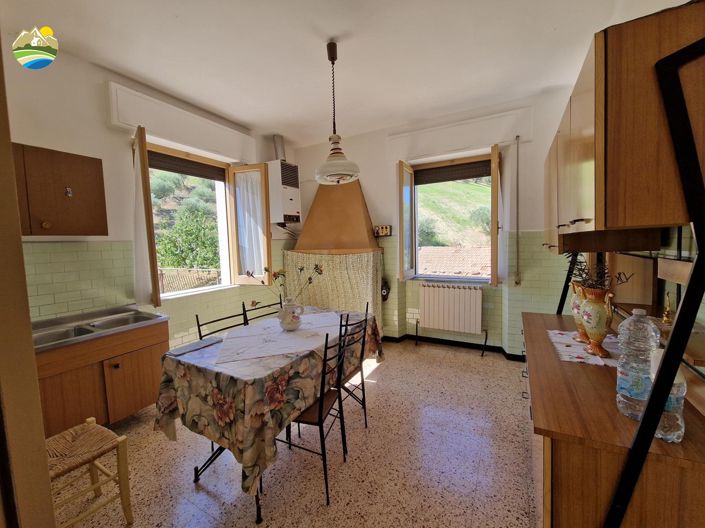 Image No.23-3 Bed Country House for sale