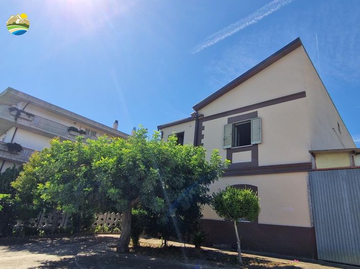 Image No.4-3 Bed Country House for sale