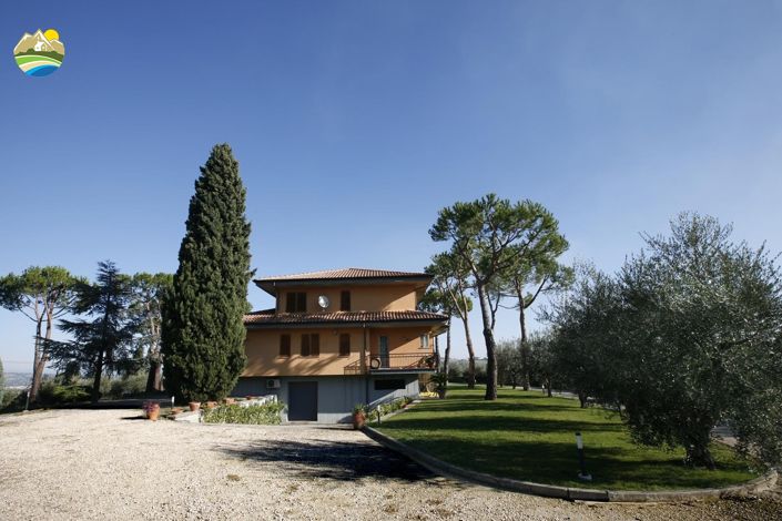 Image No.11-5 Bed Villa for sale