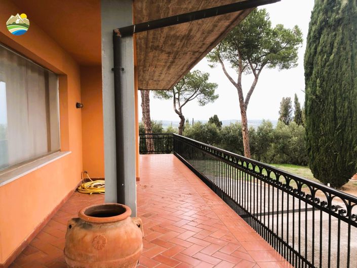 Image No.24-Villa de 6 chambres à vendre à Notaresco