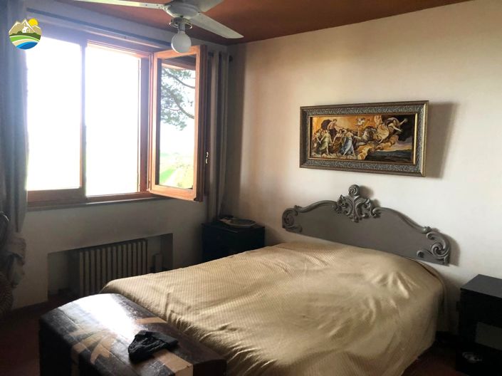 Image No.33-Villa de 6 chambres à vendre à Notaresco