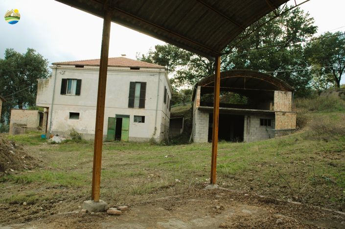 Image No.7-Maison de campagne à vendre à Castellalto
