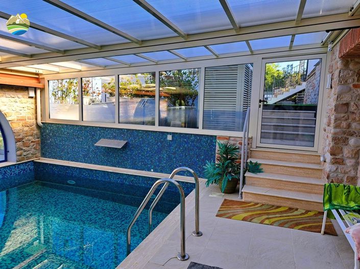 Image No.13-4 Bed Townhouse for sale