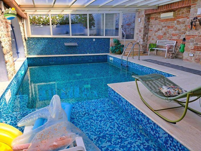 Image No.16-4 Bed Townhouse for sale