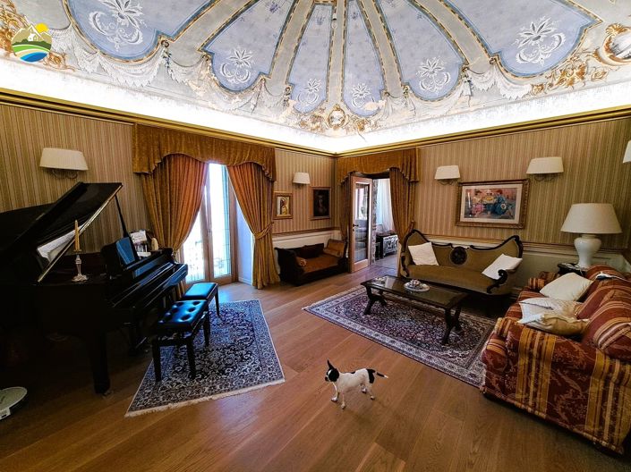 Image No.28-4 Bed Townhouse for sale