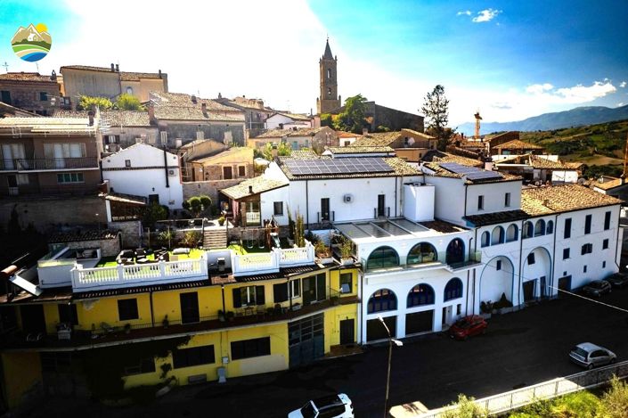 Image No.5-4 Bed Townhouse for sale