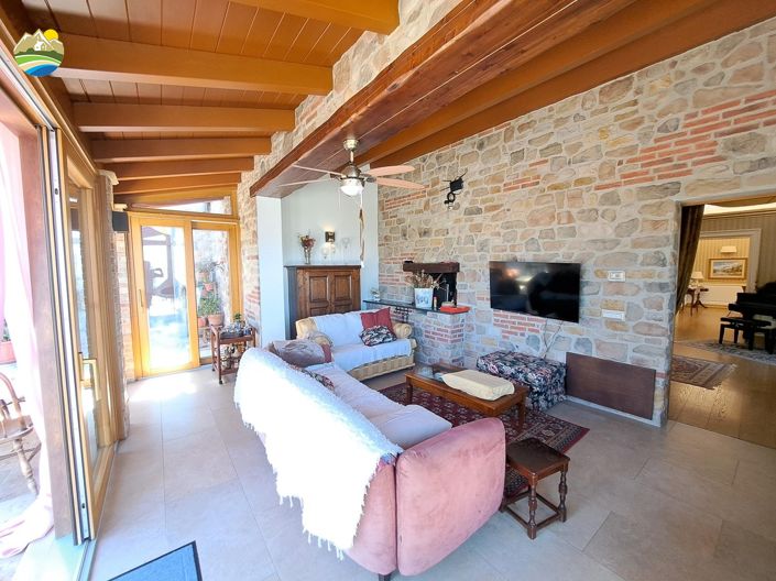 Image No.45-4 Bed Townhouse for sale