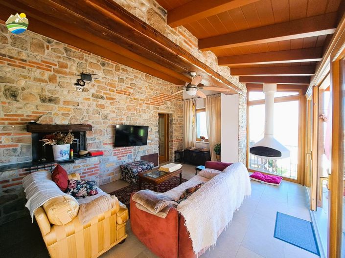 Image No.46-4 Bed Townhouse for sale