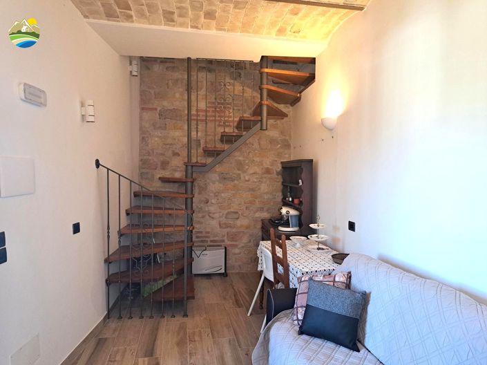 Image No.48-4 Bed Townhouse for sale