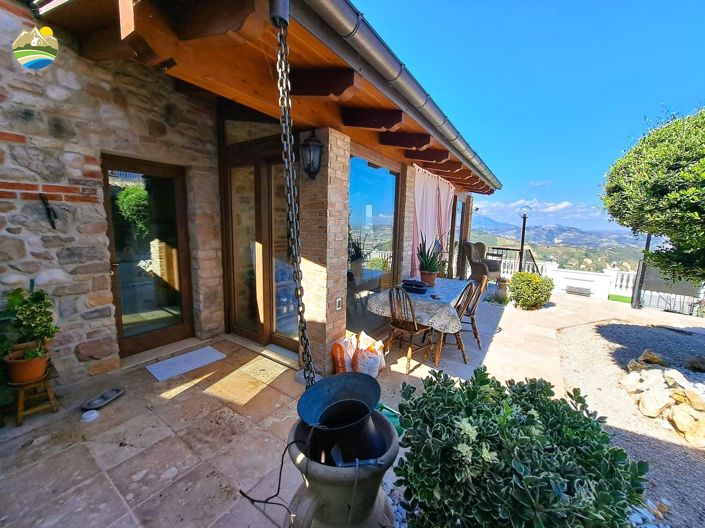 Image No.55-4 Bed Townhouse for sale