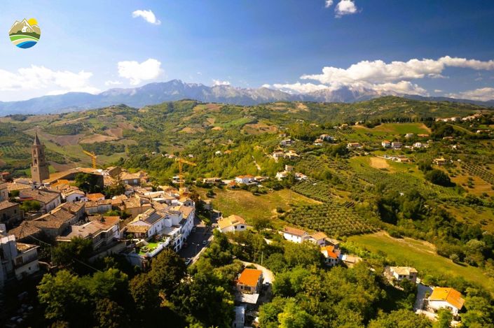 Image No.63-4 Bed Townhouse for sale