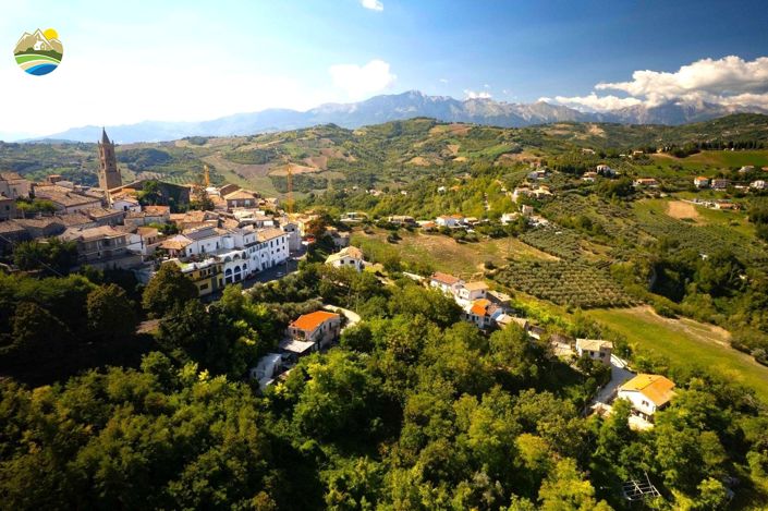 Image No.64-4 Bed Townhouse for sale