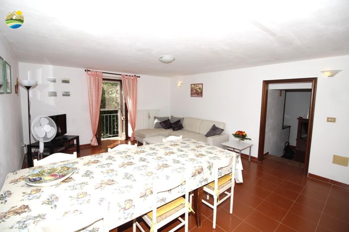 Image No.14-2 Bed Country House for sale