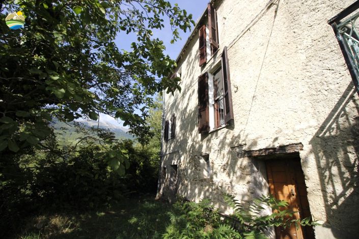 Image No.34-2 Bed Country House for sale