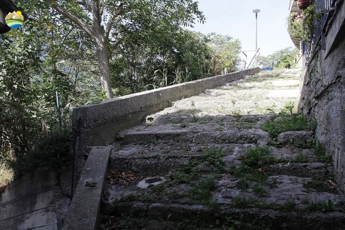 Image No.36-2 Bed Country House for sale