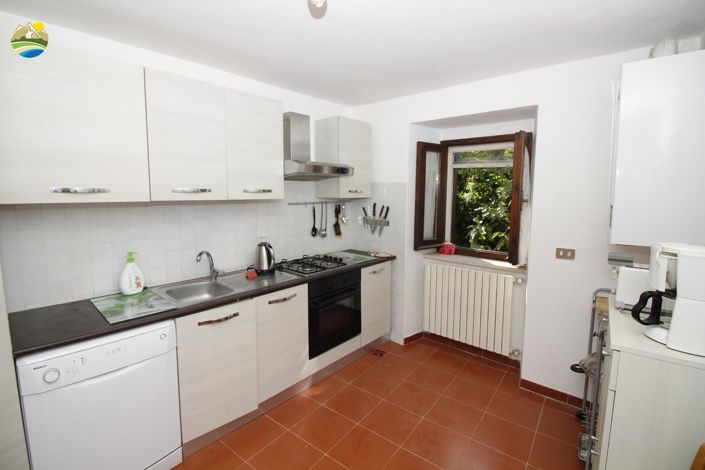 Image No.7-2 Bed Country House for sale