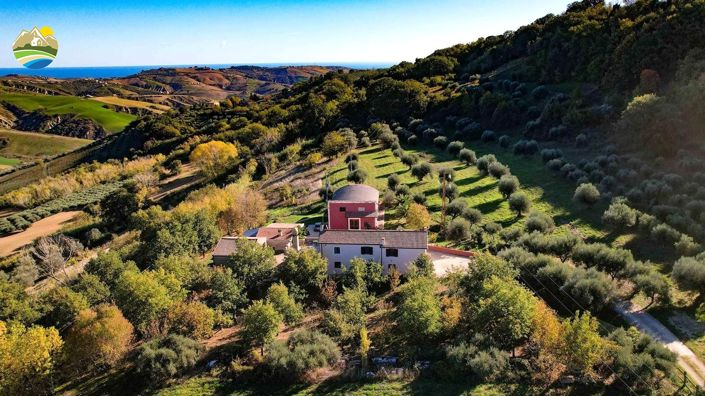 Image No.12-Maison de campagne de 4 chambres à vendre à Atri