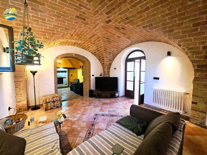 Image No.18-Maison de campagne de 4 chambres à vendre à Atri