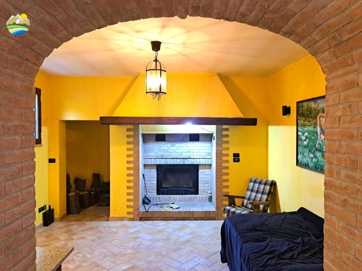 Image No.19-Maison de campagne de 4 chambres à vendre à Atri