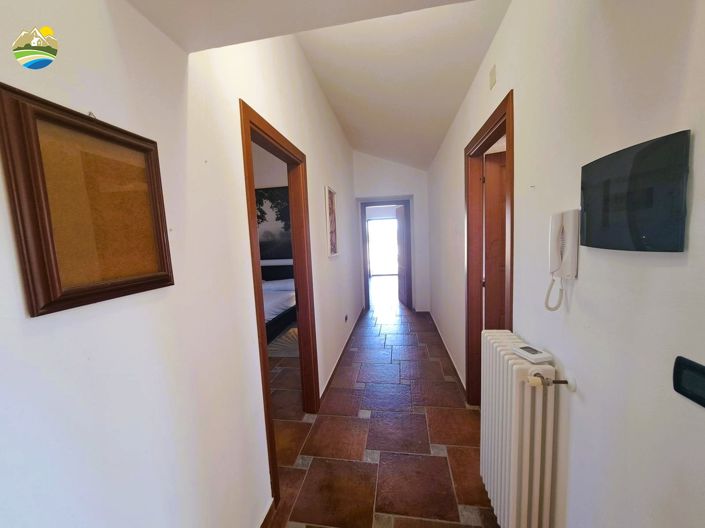 Image No.25-Maison de campagne de 4 chambres à vendre à Atri