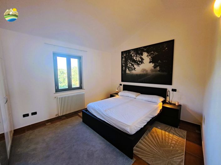 Image No.28-Maison de campagne de 4 chambres à vendre à Atri