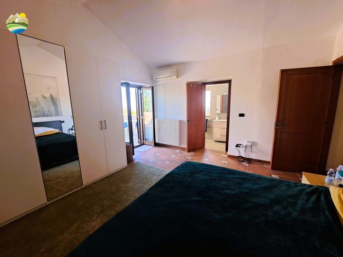 Image No.29-Maison de campagne de 4 chambres à vendre à Atri