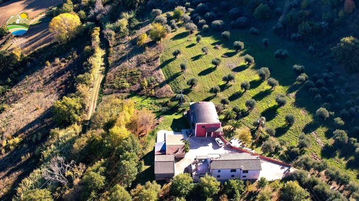 Image No.48-Maison de campagne de 4 chambres à vendre à Atri