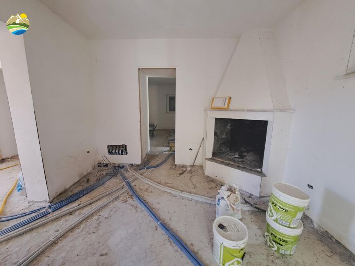 Image No.20-Maison de campagne de 5 chambres à vendre à Cellino Attanasio