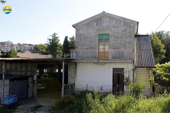 Image No.16-Maison de campagne de 1 chambre à vendre à Castilenti