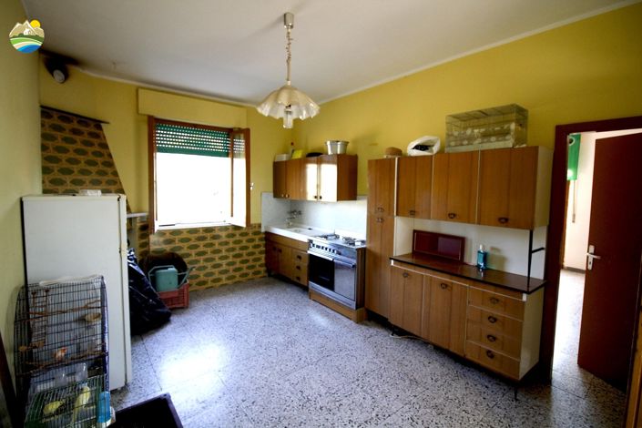 Image No.7-Maison de campagne de 1 chambre à vendre à Castilenti