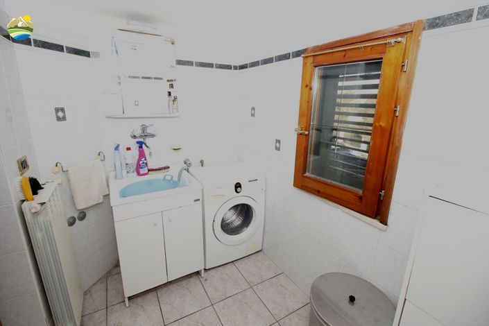 Image No.14-2 Bed Townhouse for sale