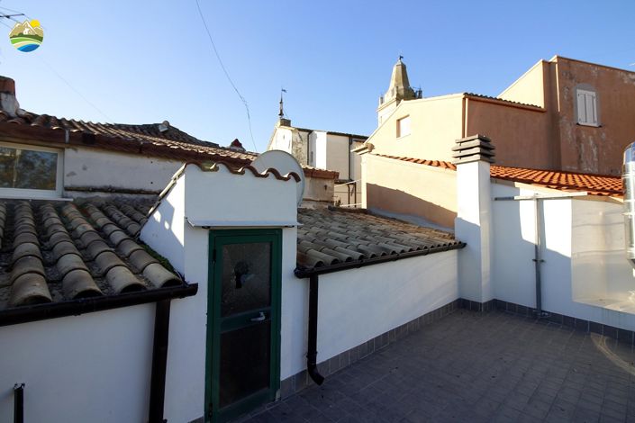 Image No.21-2 Bed Townhouse for sale