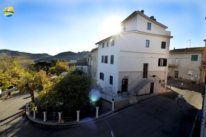 Image No.24-2 Bed Townhouse for sale