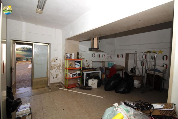 Image No.26-2 Bed Townhouse for sale