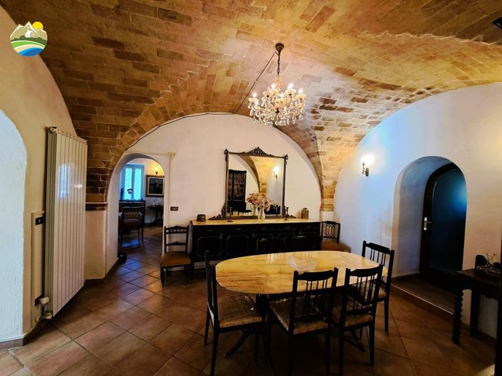 Image No.20-3 Bed Villa for sale