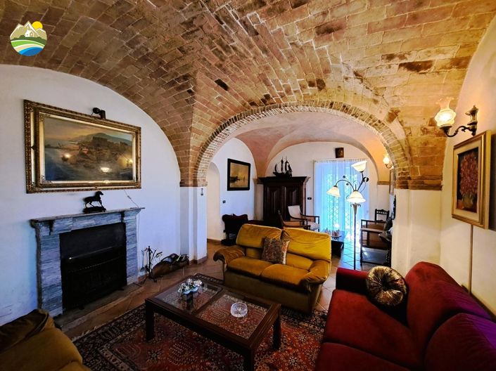 Image No.3-3 Bed Villa for sale