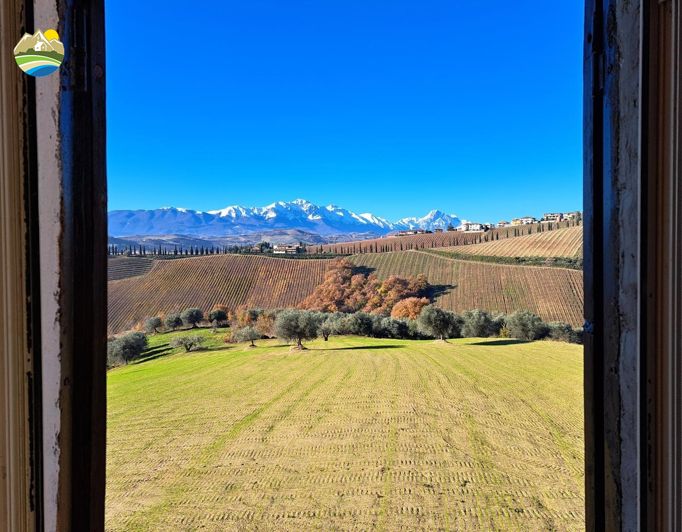 Image No.23-3 Bed Villa for sale