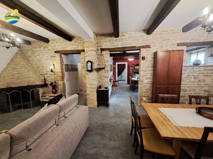 Image No.15-Maison de campagne de 3 chambres à vendre à Bisenti