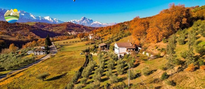 Image No.42-Maison de campagne de 3 chambres à vendre à Bisenti