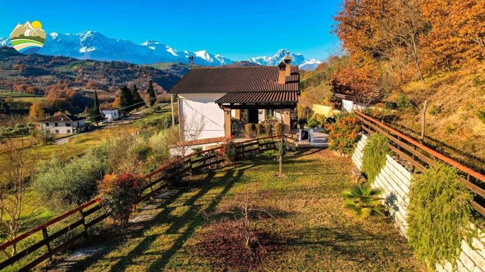 Image No.8-Maison de campagne de 3 chambres à vendre à Bisenti