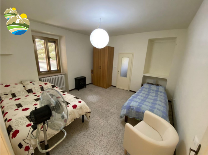 Image No.26-2 Bed Cottage for sale