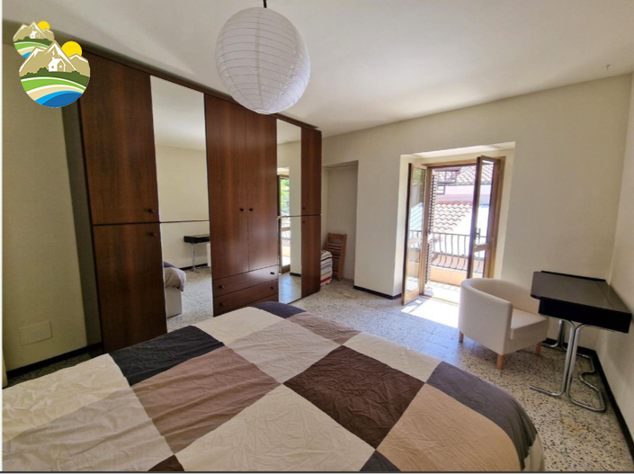 Image No.28-2 Bed Cottage for sale