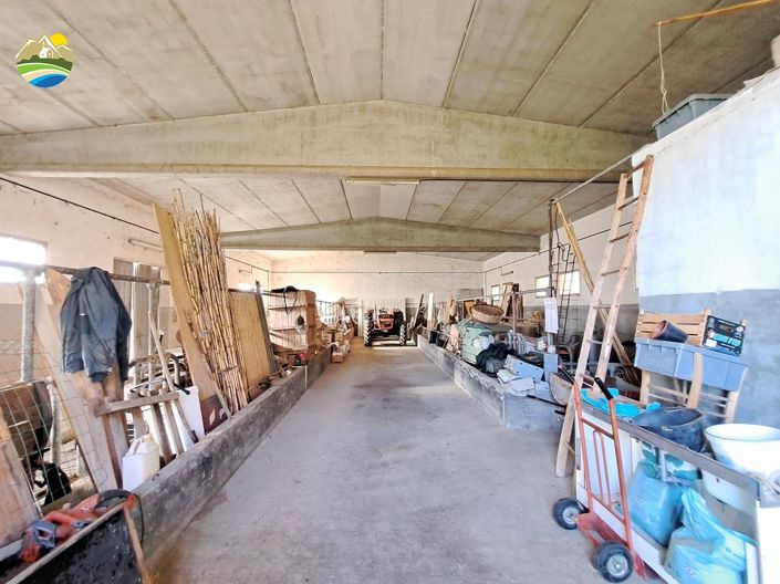 Image No.27-3 Bed Country House for sale