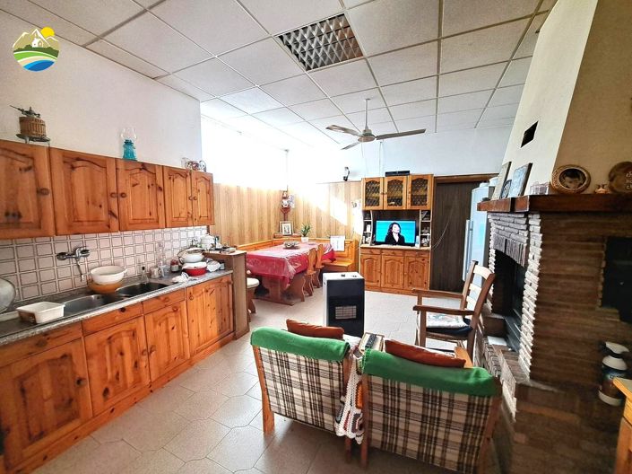 Image No.9-3 Bed Country House for sale