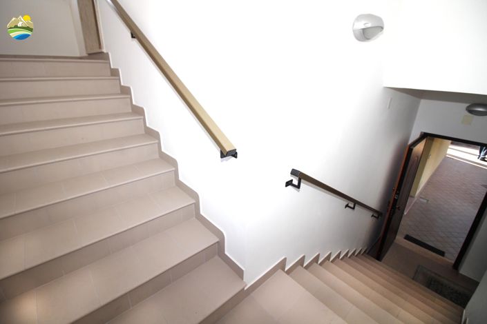 Image No.17-3 Bed Property for sale