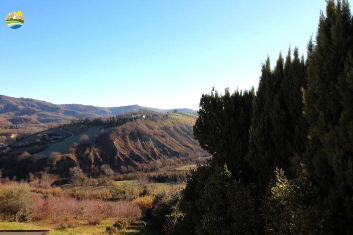 Image No.36-3 Bed Property for sale