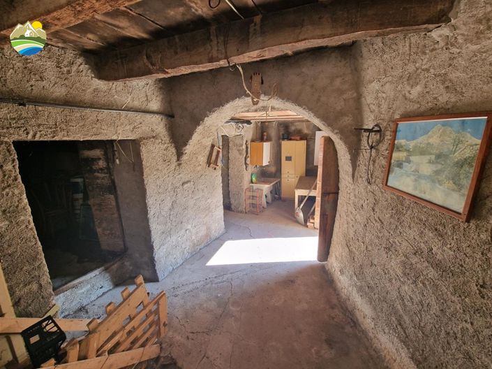 Image No.19-2 Bed Townhouse for sale