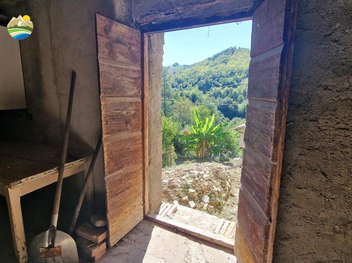 Image No.21-2 Bed Townhouse for sale